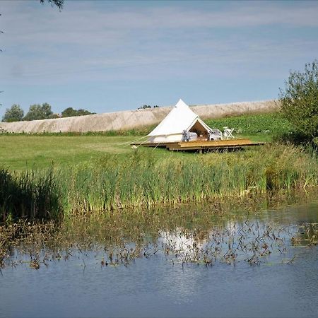 Appartement Glamping Och Gardslagenhet Mellan Himmel Och Hav à Skivarp Extérieur photo
